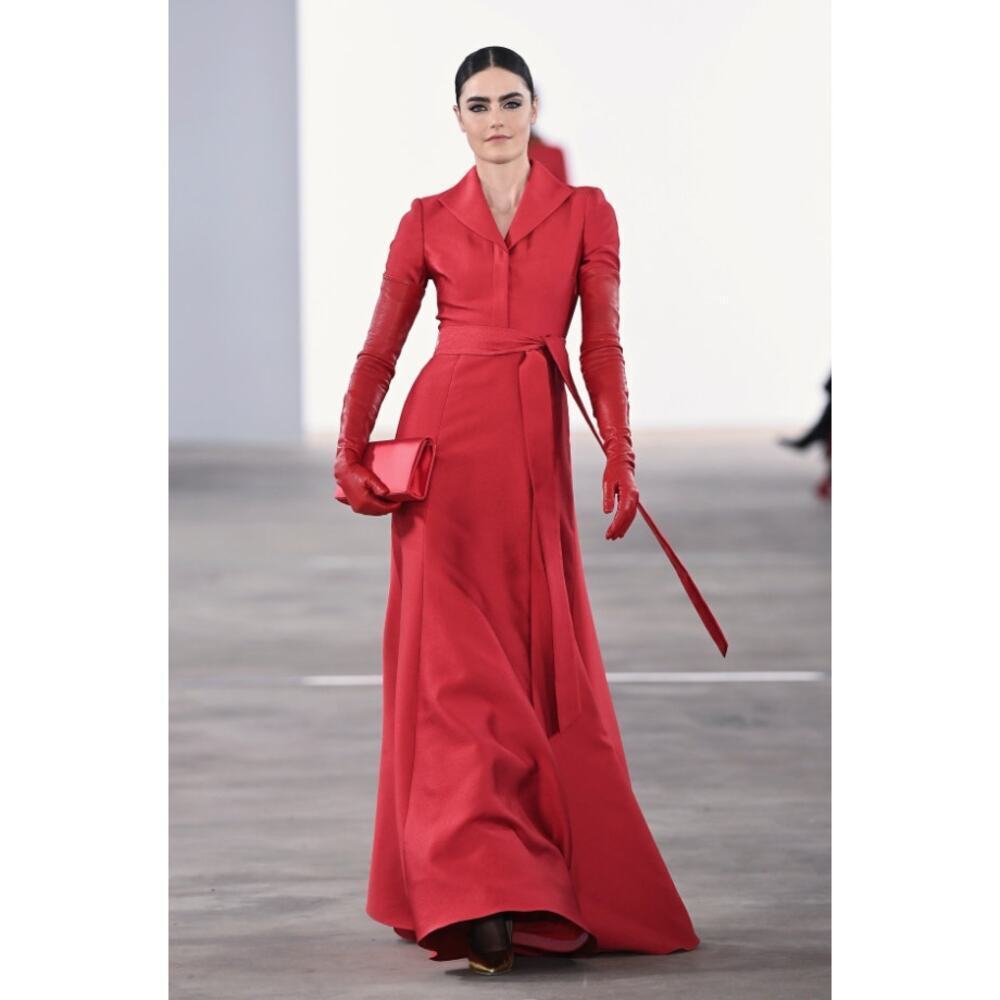 Badgley Mischka Red Long Sleeve Jacquard Gown Size 4